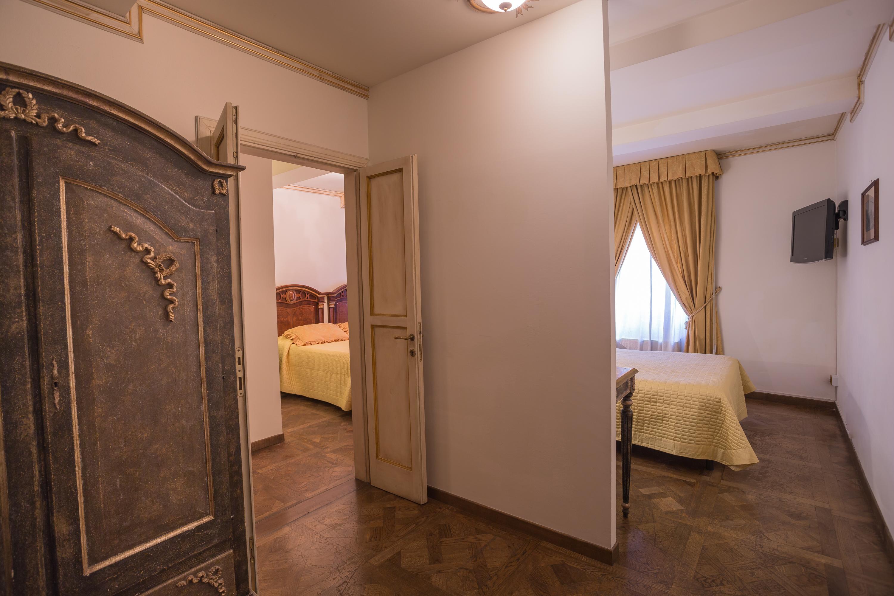 Hotel Palazzo Alexander Lucca Luaran gambar