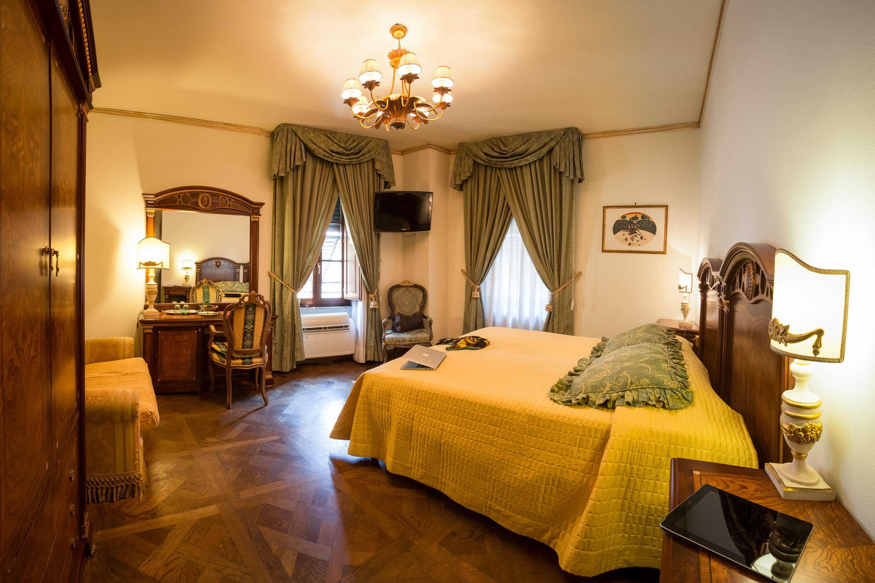 Hotel Palazzo Alexander Lucca Luaran gambar