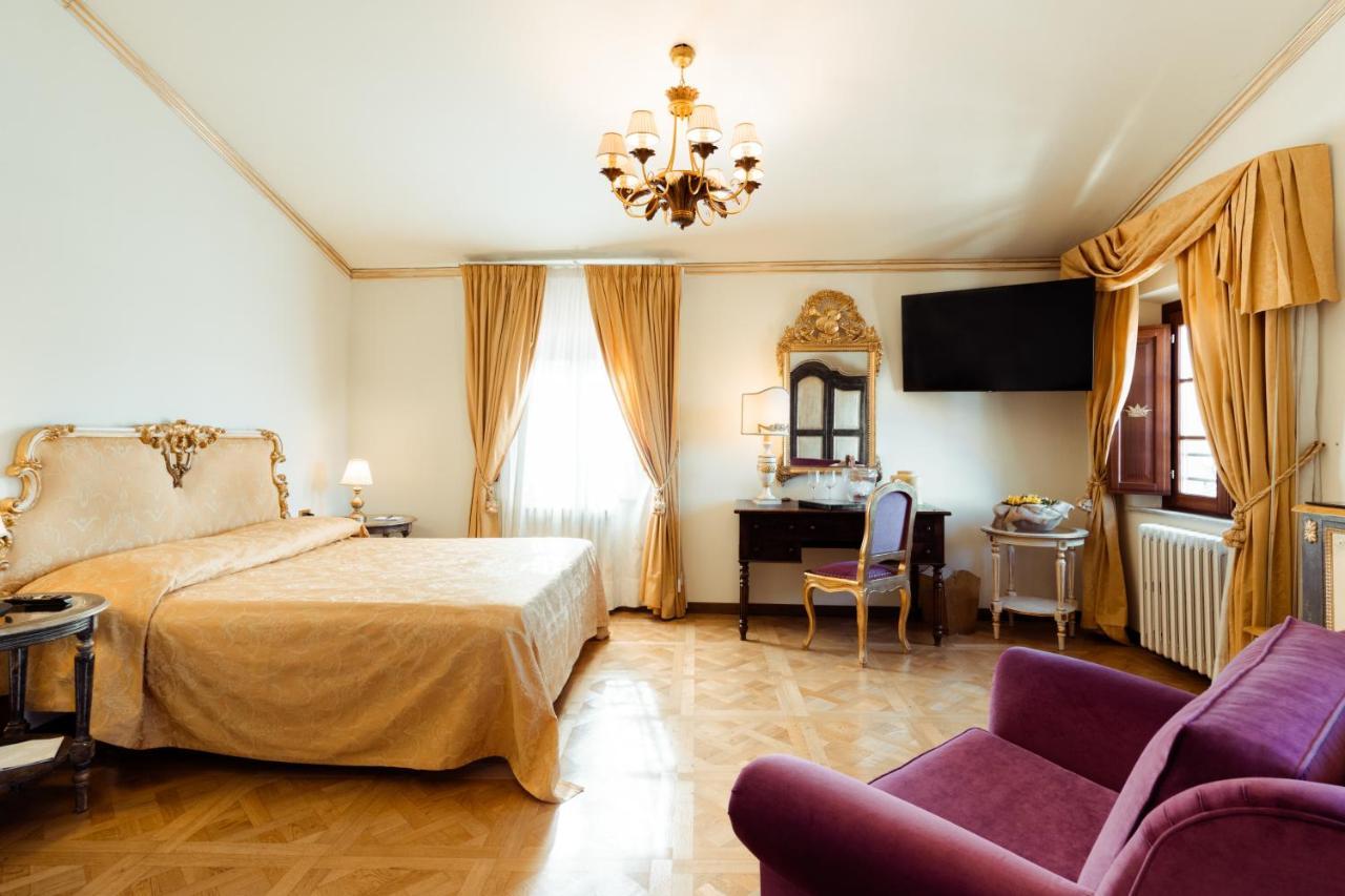 Hotel Palazzo Alexander Lucca Luaran gambar