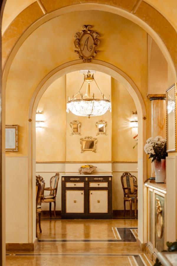 Hotel Palazzo Alexander Lucca Luaran gambar