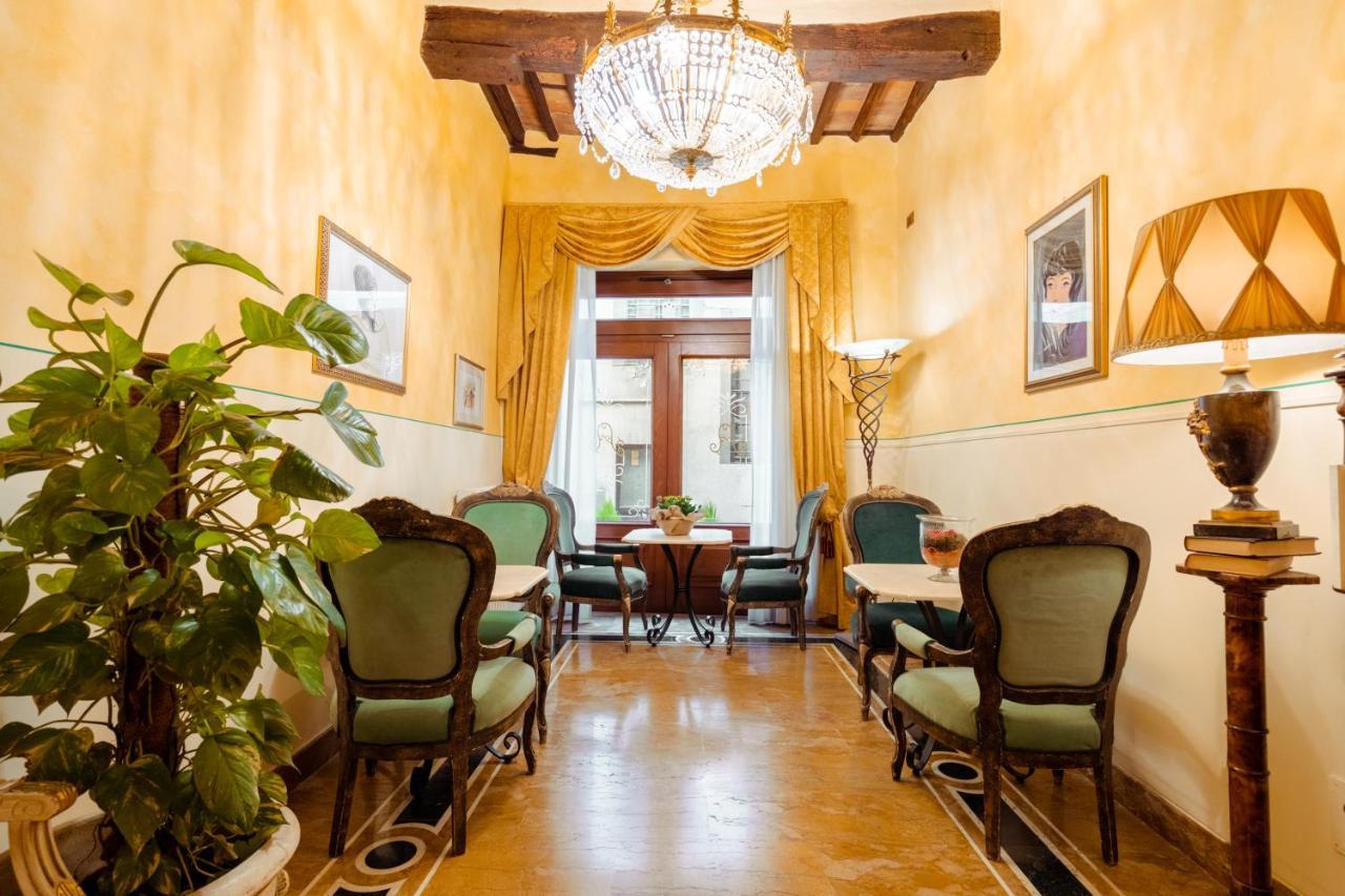 Hotel Palazzo Alexander Lucca Luaran gambar