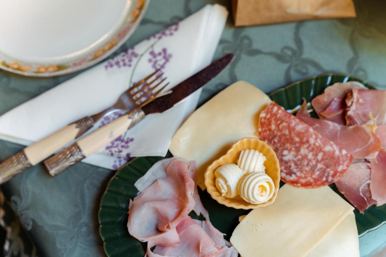 Hotel Palazzo Alexander Lucca Luaran gambar